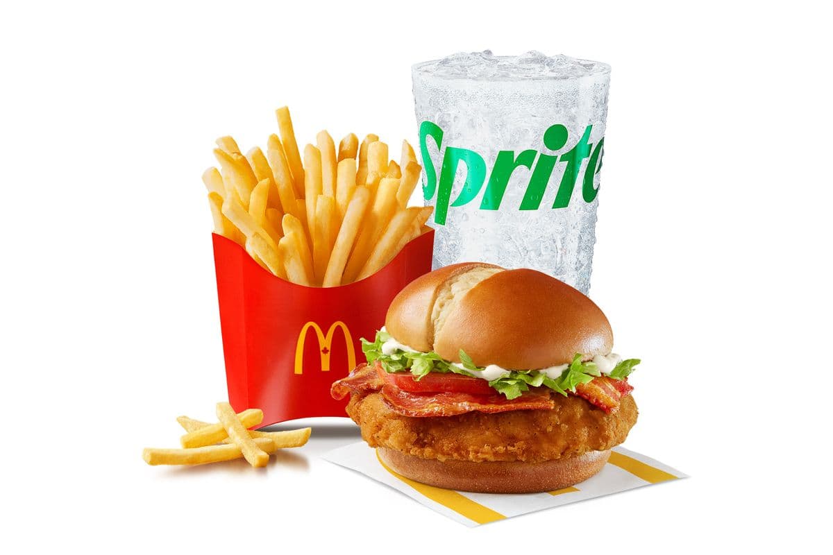 Bacon Deluxe McCrispy Extra Value Meal [940-1150 Cals]