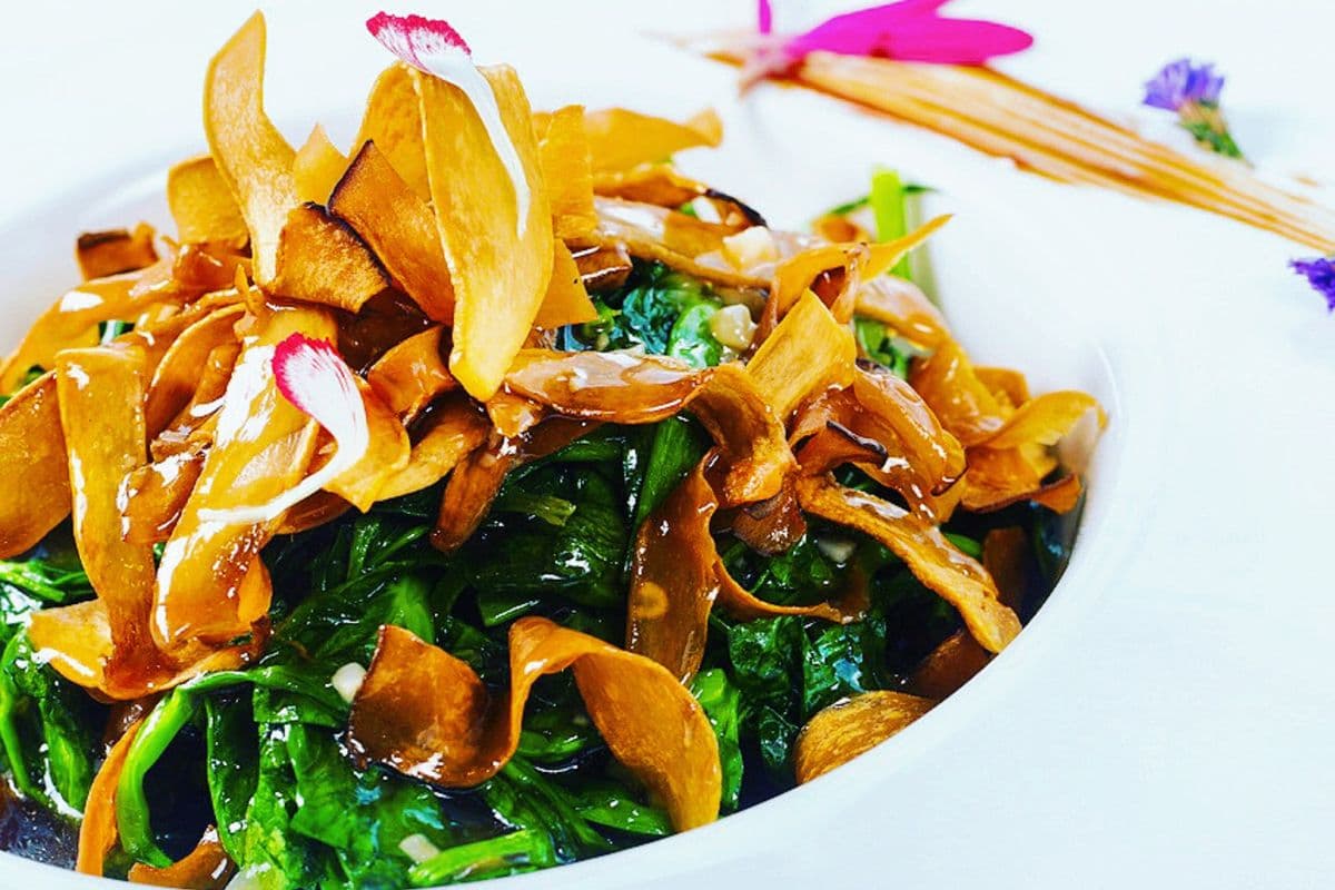 188. Stir-Fried Snow Pea Sprouts - 大豆苗(清炒/蒜蓉)
