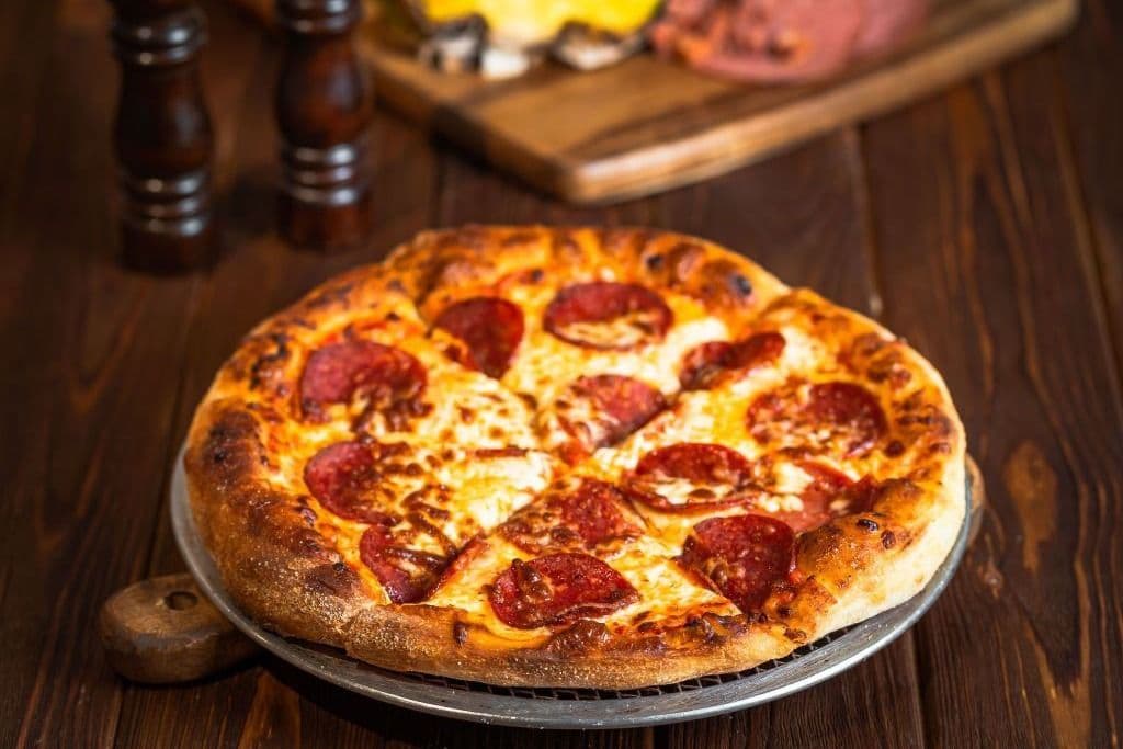 Extra-Large Pepperoni Classic Recipe Pizza