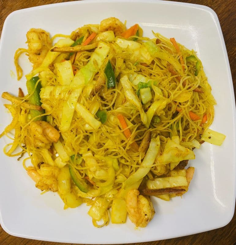 2. Rice noodles “ Singapore Style “