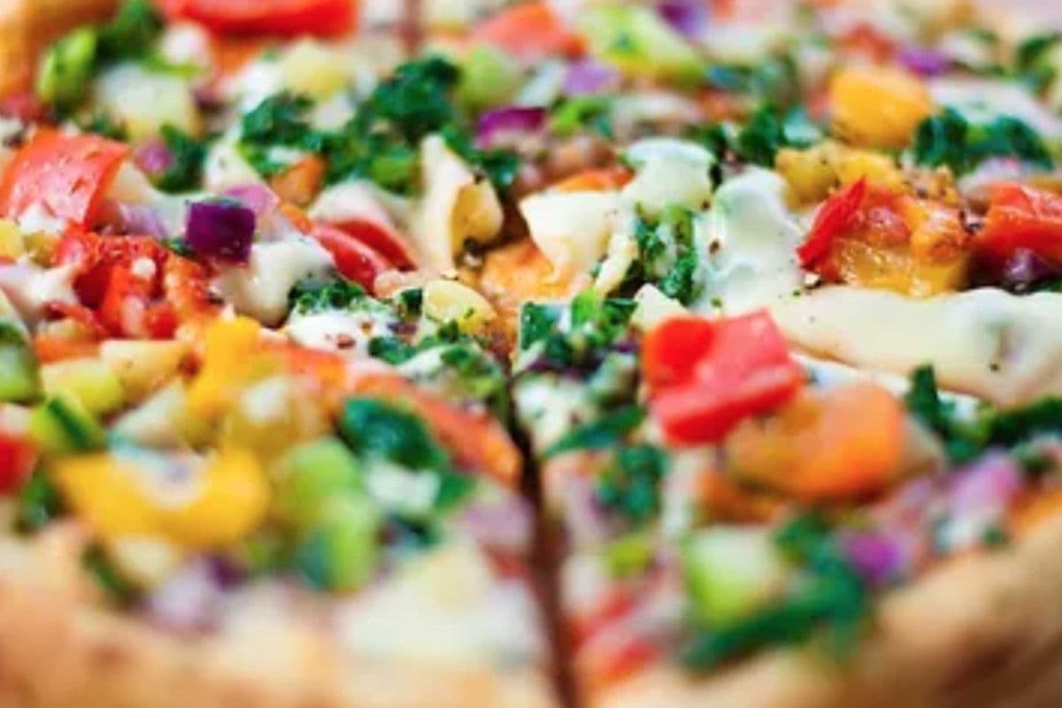 Veggie BoNanza (served with garlic bread)