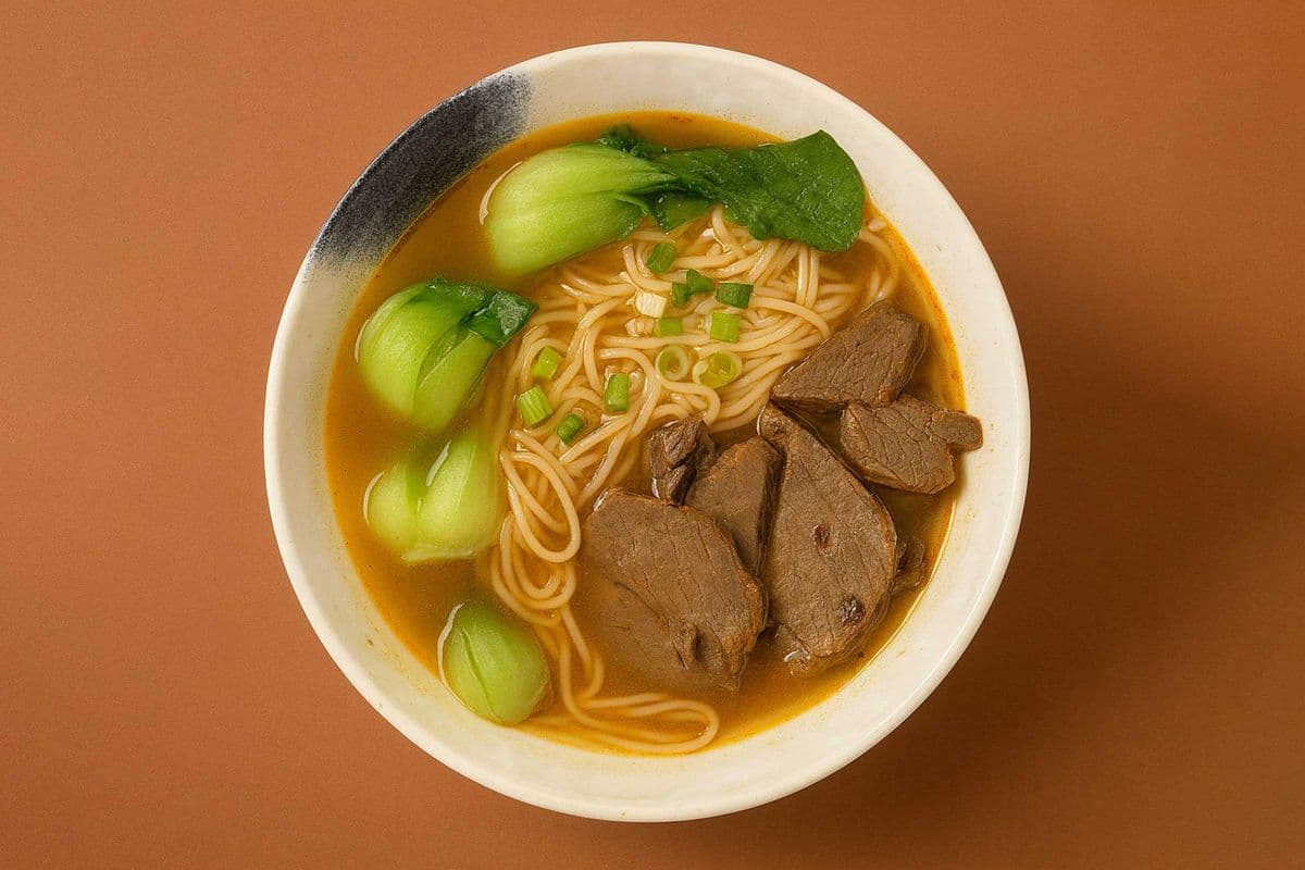 B3. Braised Beef Noodles 红烧牛肉面