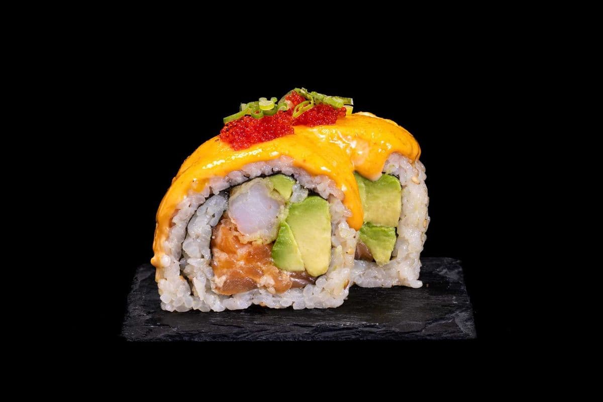 C26. Ultra Spicy Salmon (8pcs)