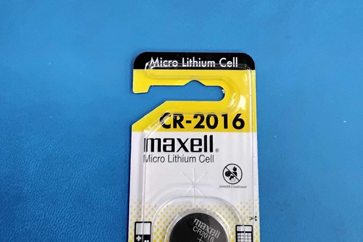 Micro Lithium Cell CR-2016 3v
