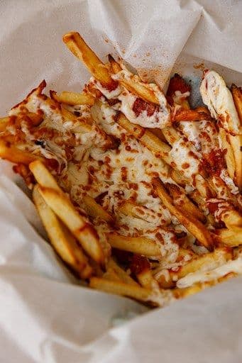 Frites Fromagé / Cheesy Fries