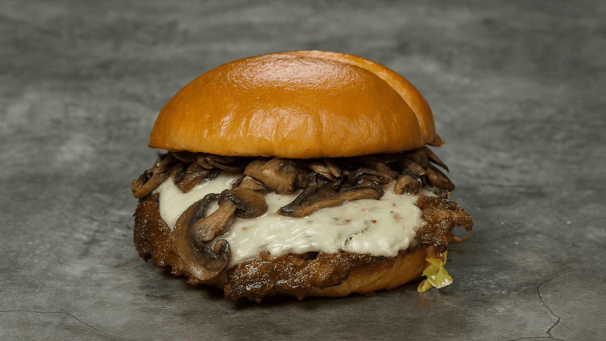 Mushroom Cheeseburger 