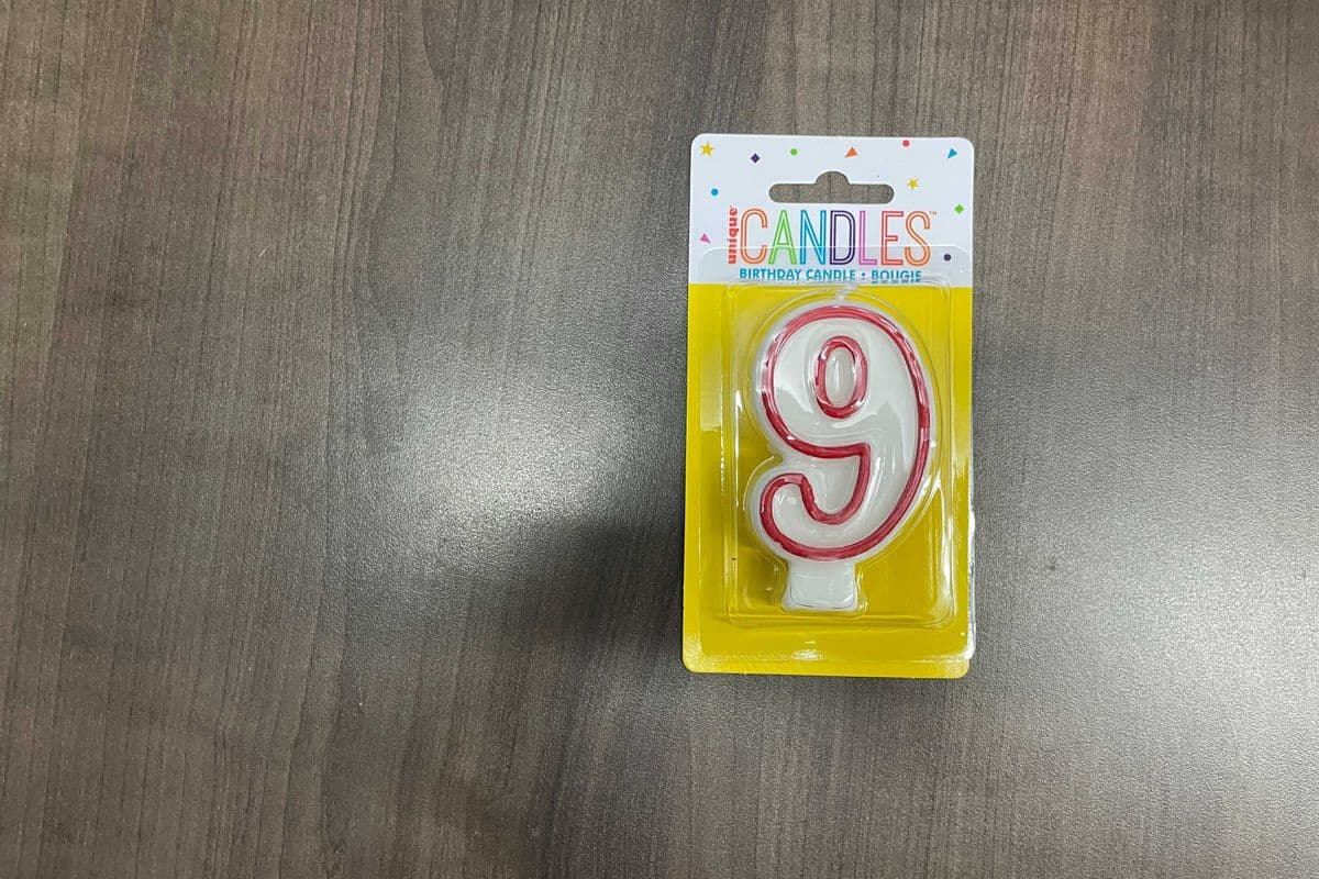 Deluxe Numeral Candle #9