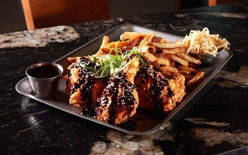 General Tao Fried Chicken Dinner / Festin poulet frit Général Tao
