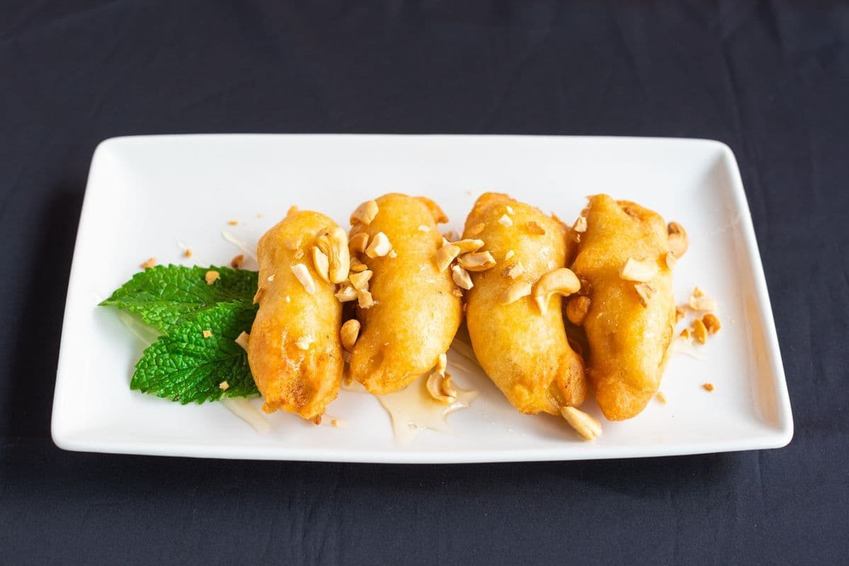 Deep-Fried Banana with Cashew Nuts