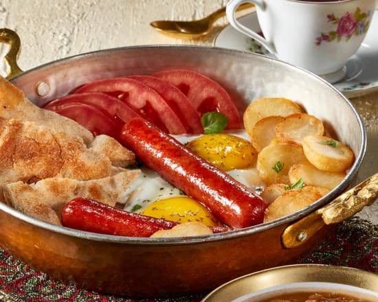 Petit déjeuner complet / Full Breakfast