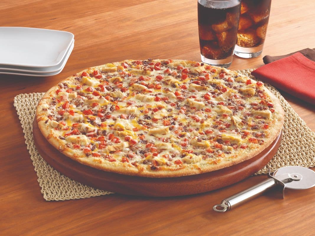Medium Chicken Bacon Ranch Pizza