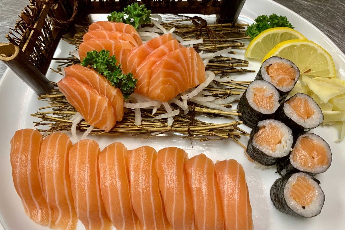 SM05 Salmon Combo B (22pcs)