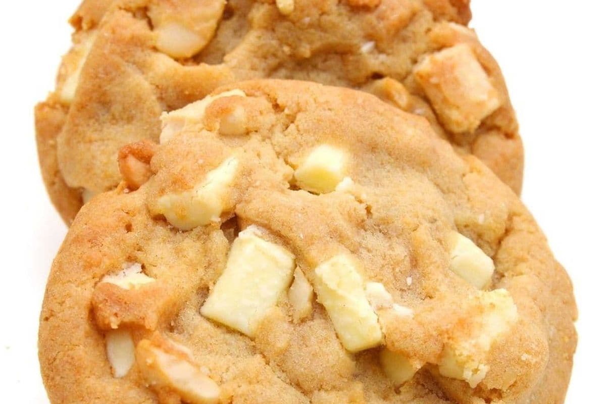 White Chocolate Macadamia Cookie (6 pcs)