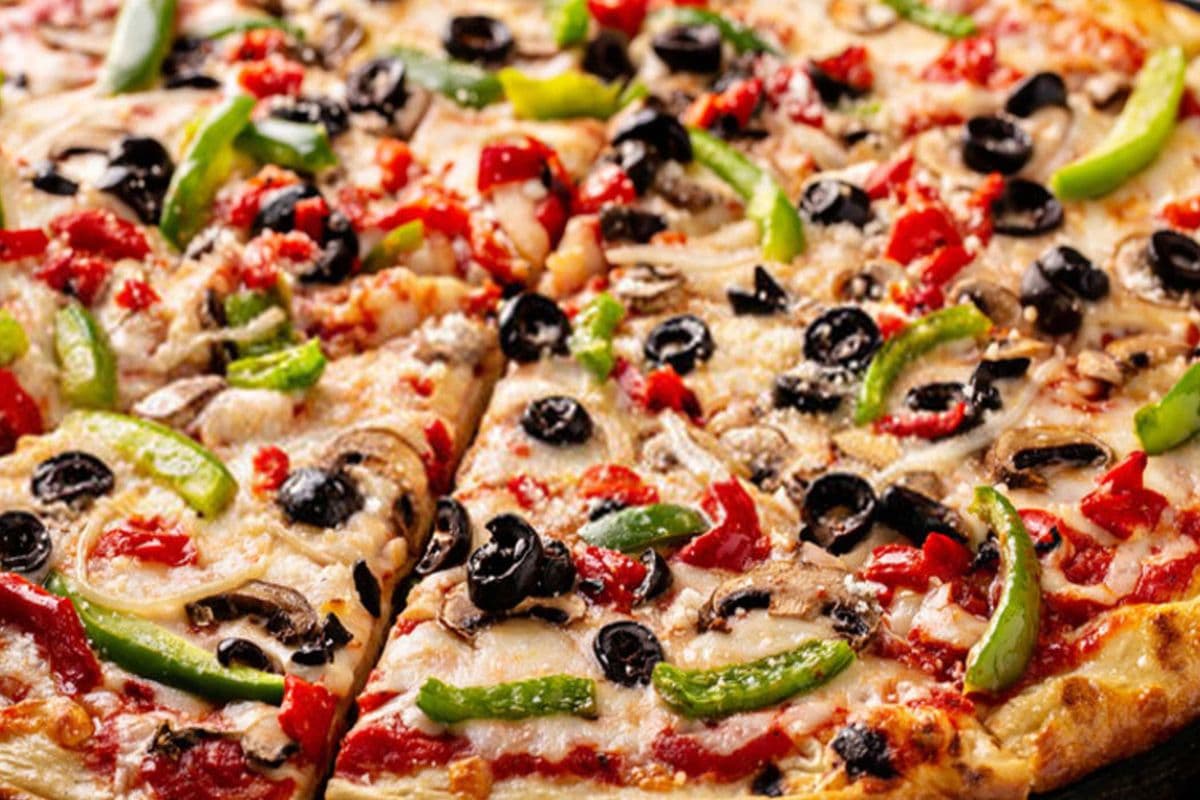 12" Medium Vegetarian Pizza