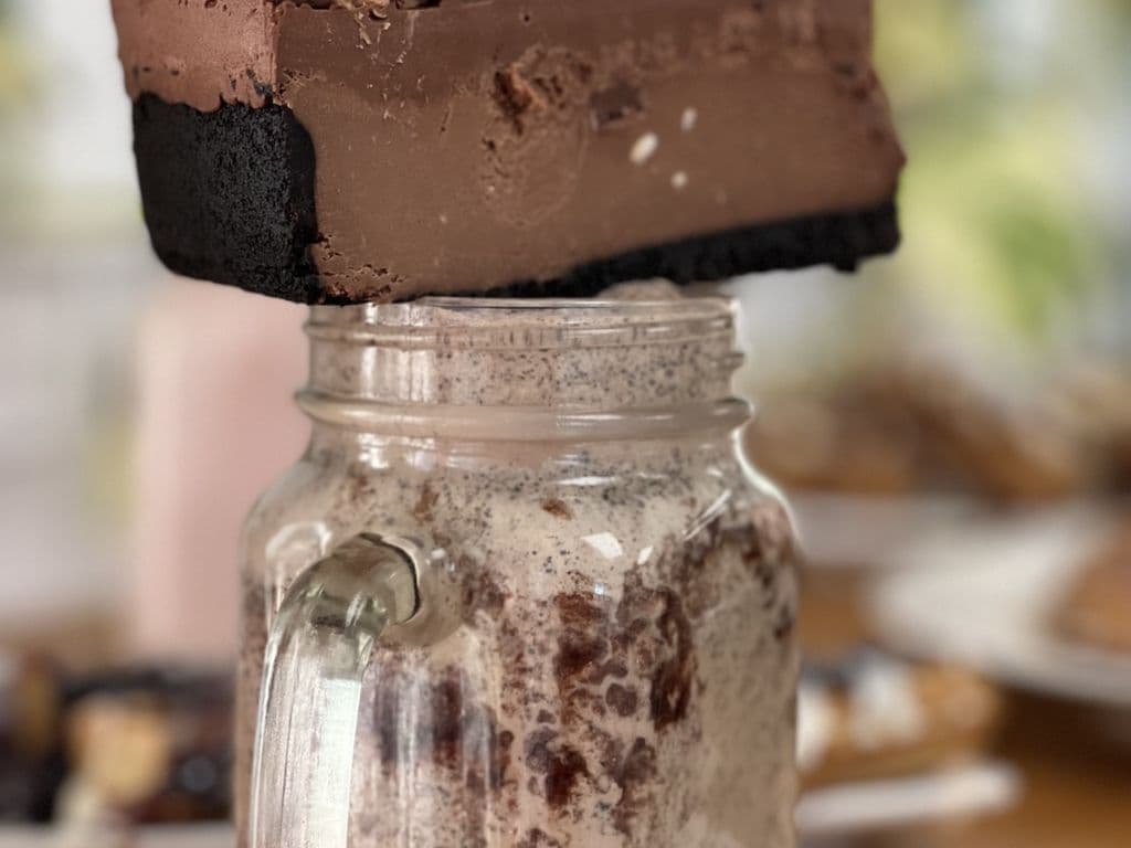 Godiva Cake Shake