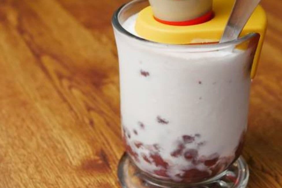 Z4. Vitasoy Red Bean Smoothie 維他奶紅豆冰