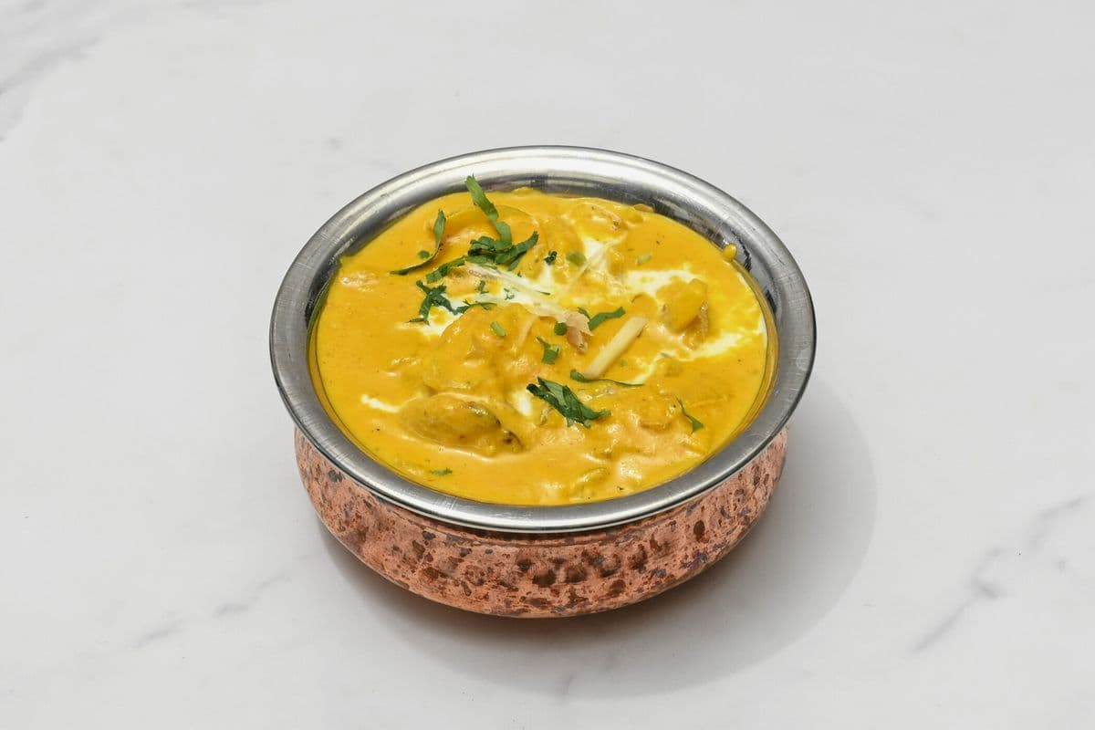 Chicken Haldi Ghati (Colonel's Special)