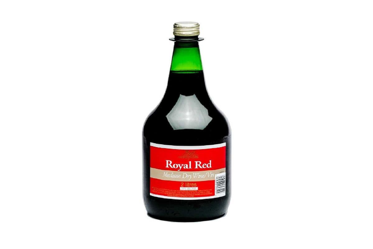 Royal Red Medium Dry Wine (1 x 2 L)