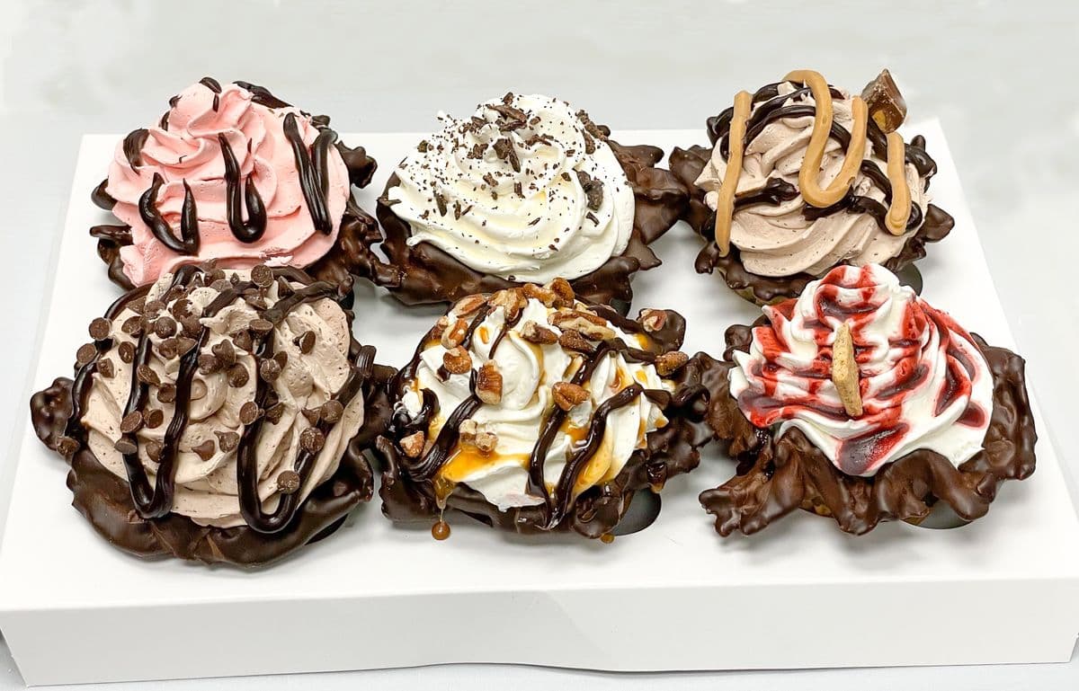 Ice Cream Cupcakes (6 Pack)