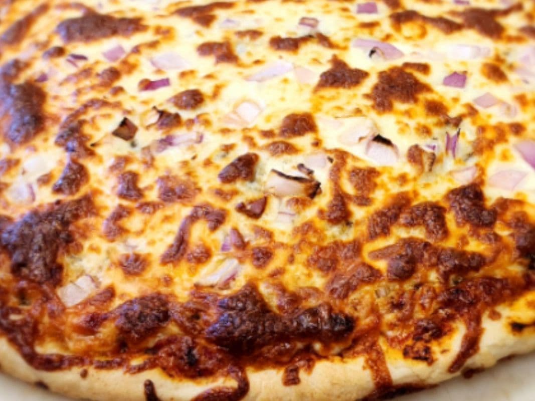 Beef N Onion Pizza