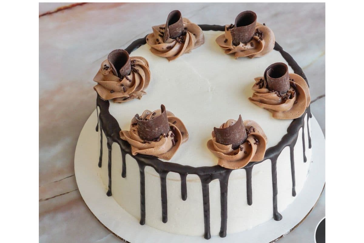 Chocoholic Cake