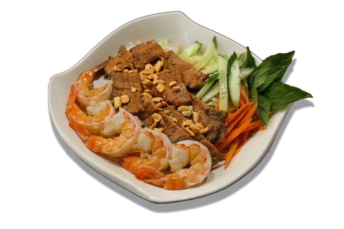 11. Grilled Shrimp and Pork on Vermicelli (Bun Tom Thit Nuong)