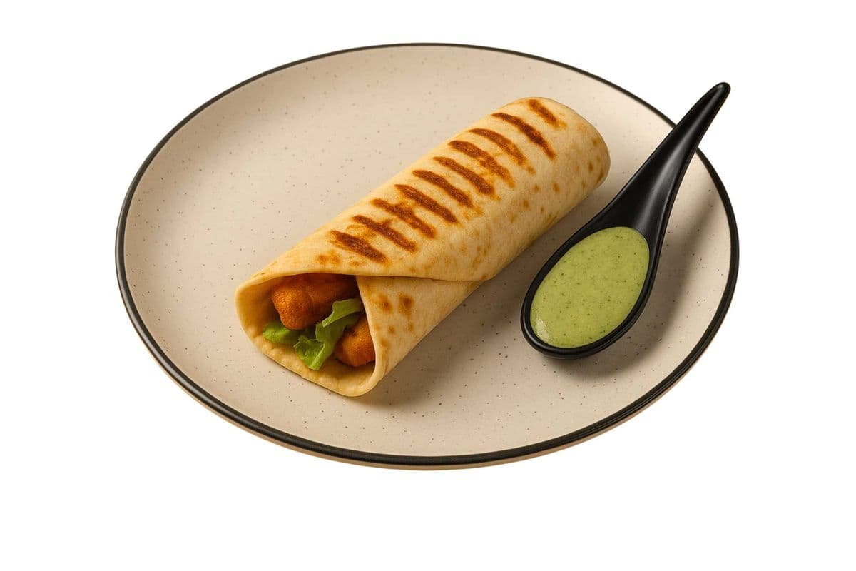 Shahi Paneer Momo Roll