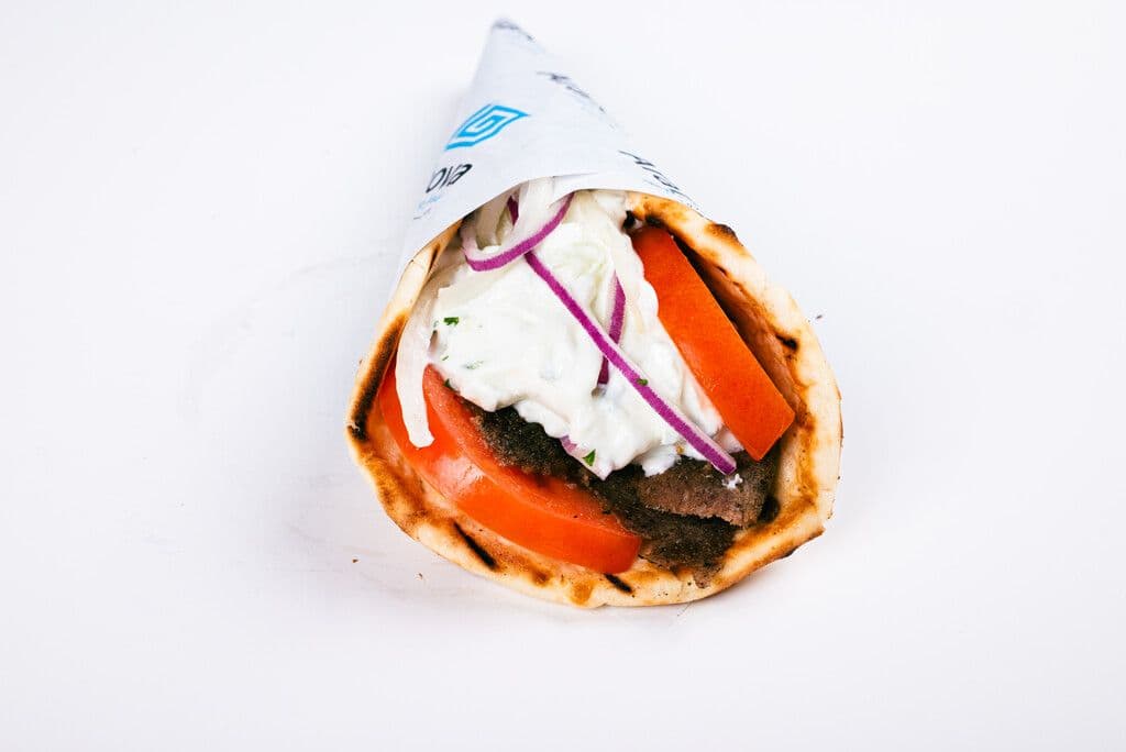 Pita souvlaki au porc / Pork Souvlaki Pita