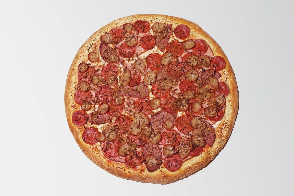 Medium Carnivore Pizza