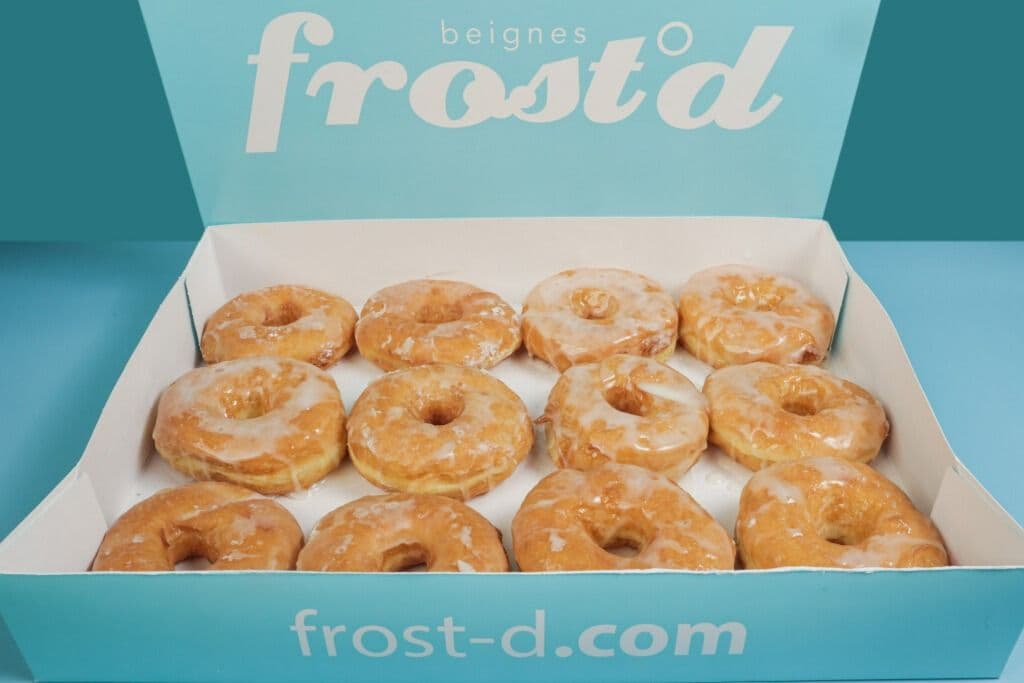 Frost'd Douzaine glacé / Frost'd Dozen Glazed