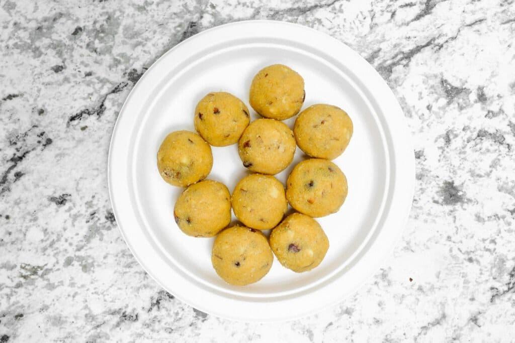 Besan Ladoo