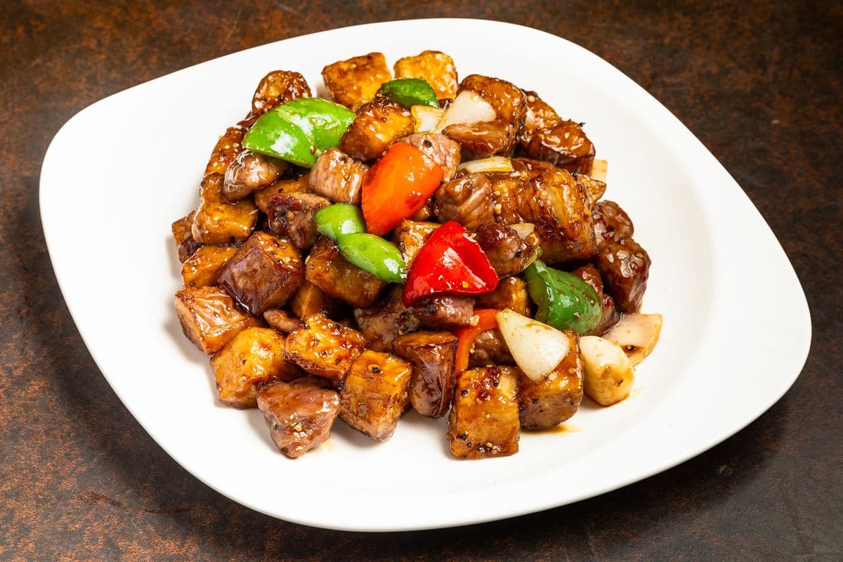 830. Diced Beef Tenderloin with Eggplant
