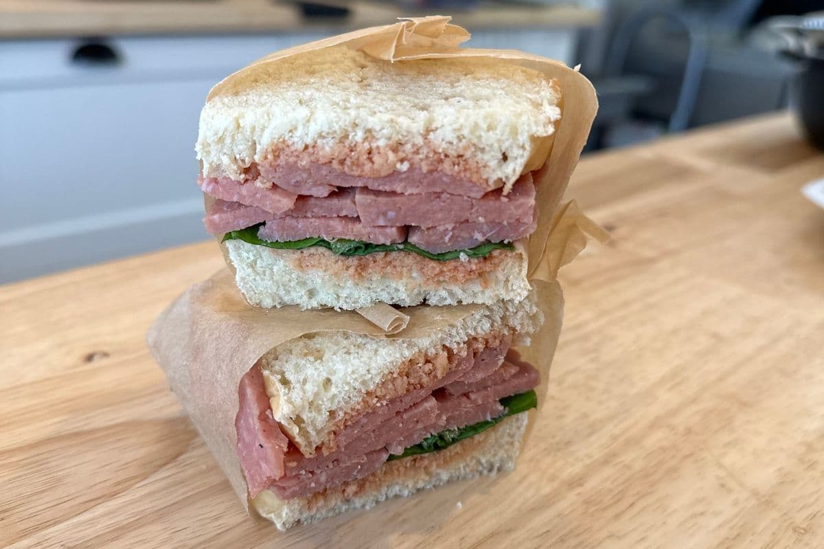 Farmer Sausage Sandwich