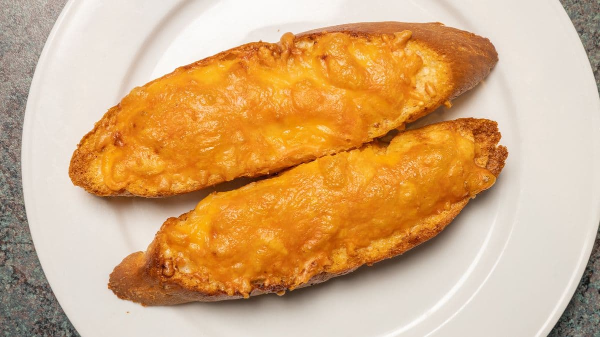 Garlic Cheese Bread