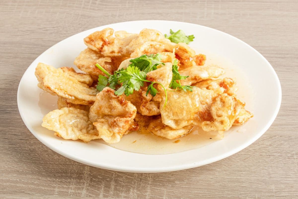 T03 Deep-Fried Taro with Candied Floss 拔丝芋头