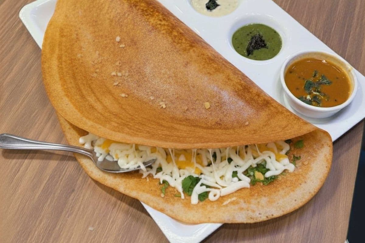 Cheese Butter Garlic Dosa