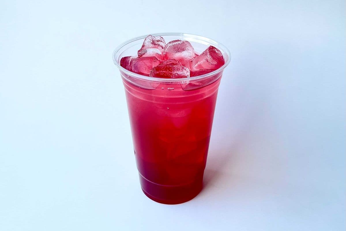 Strawberry-hibiscus lemonade (20oz)