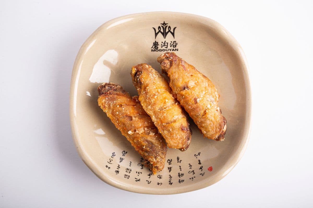 A05. Deep-Fried New Orlean Style Wings 新奧爾良炸雞翅 (3 Pcs 3隻)