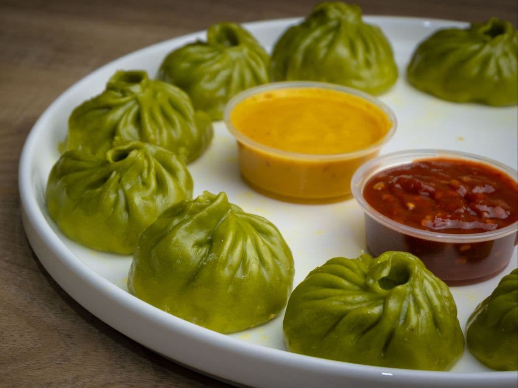 Palak Steamed Momo