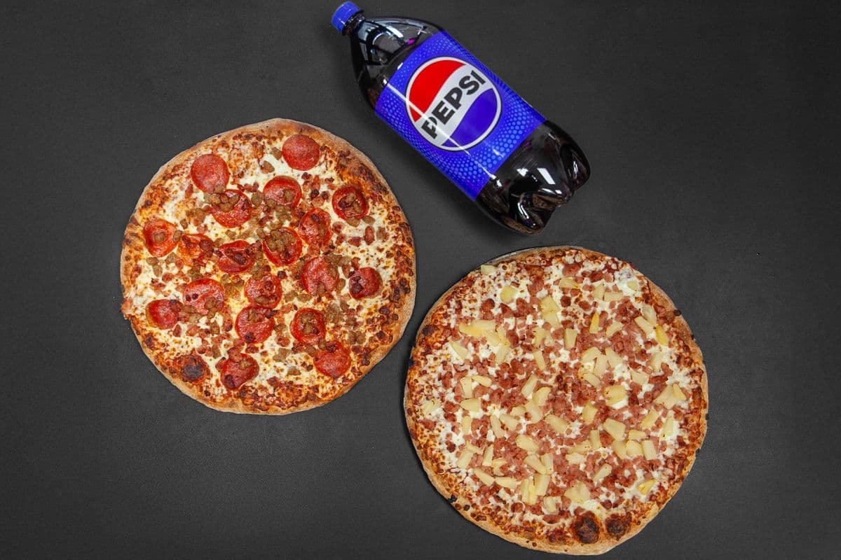 2 Large Pizzas
