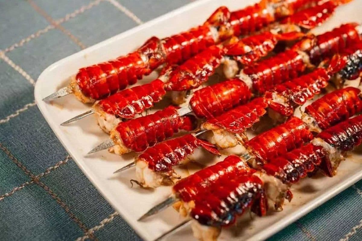 BBQ Crayfish Tail 碳烤小龙虾尾（4串）