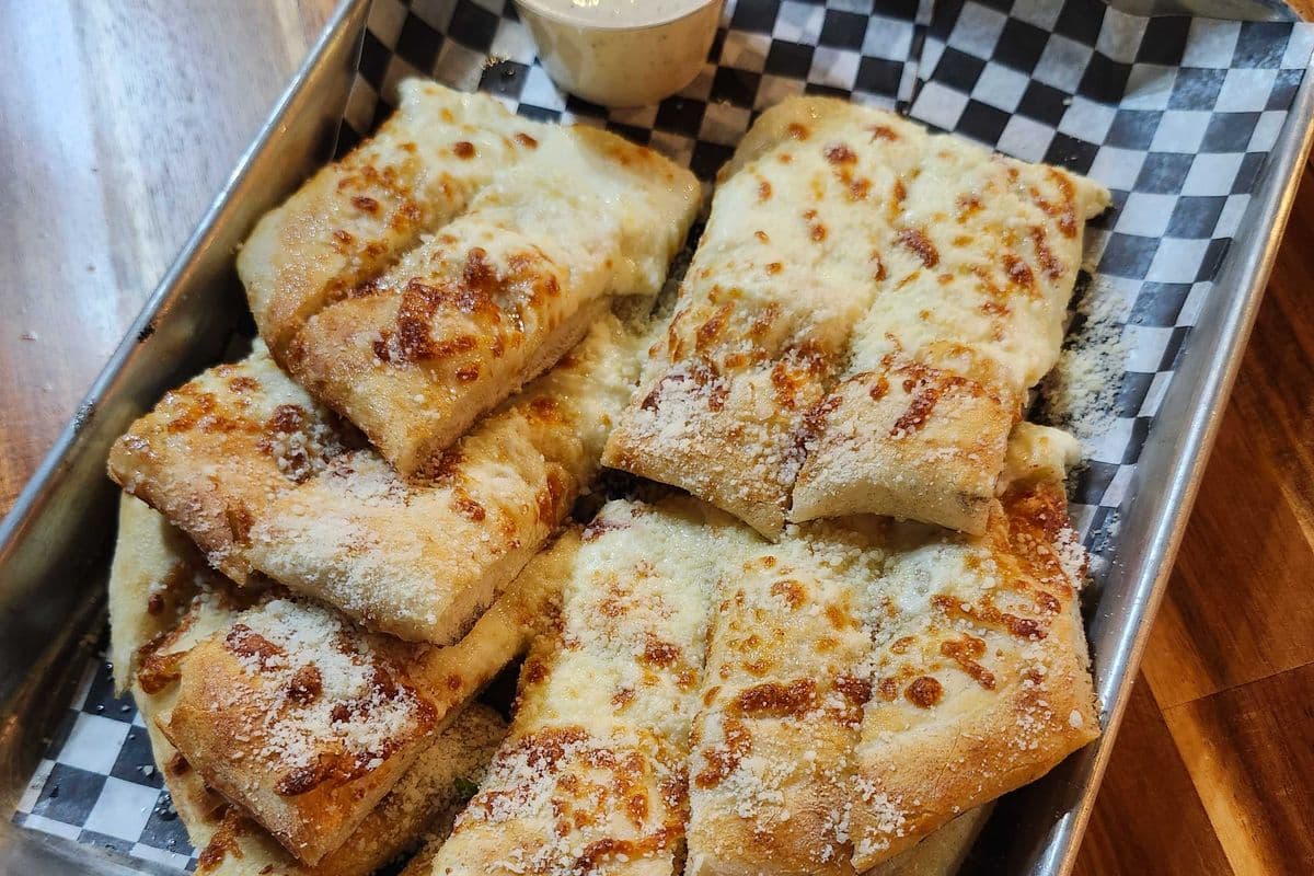 Cheesy Garlic Breadsticks