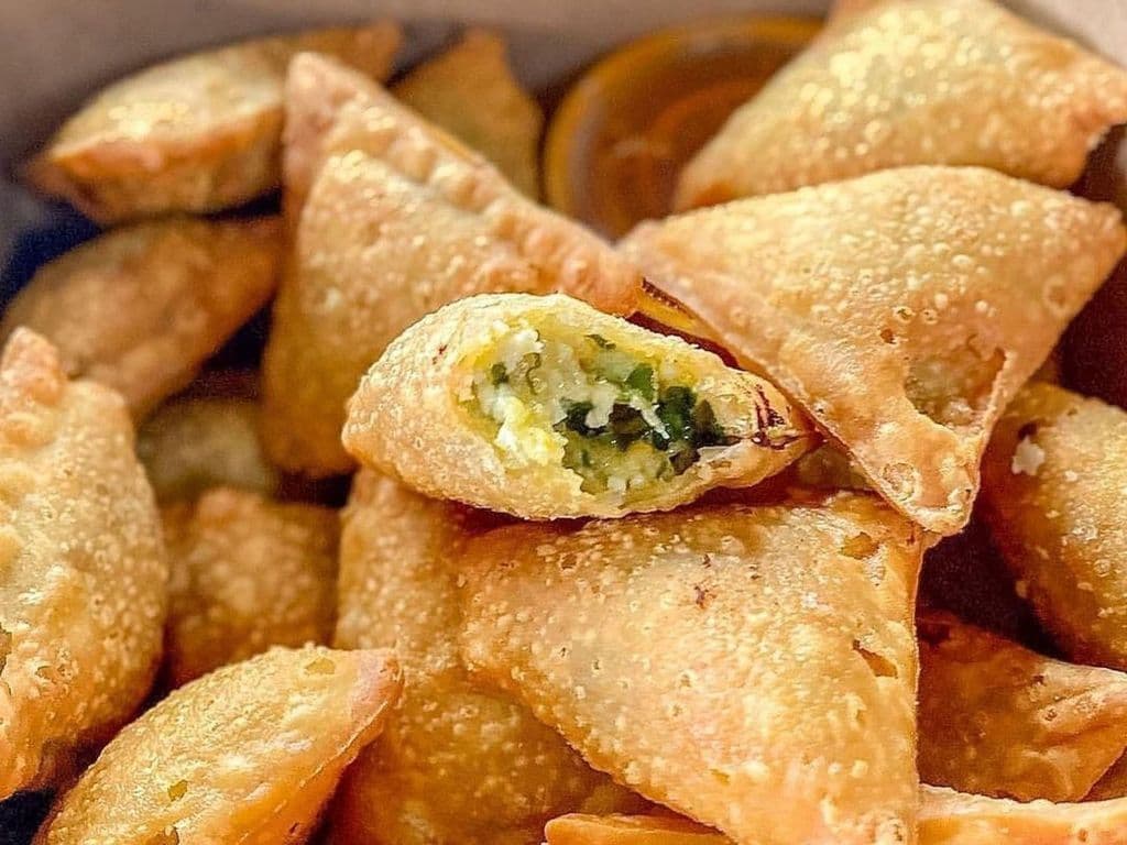 Half Medium Spinach & Cheese (Fried)