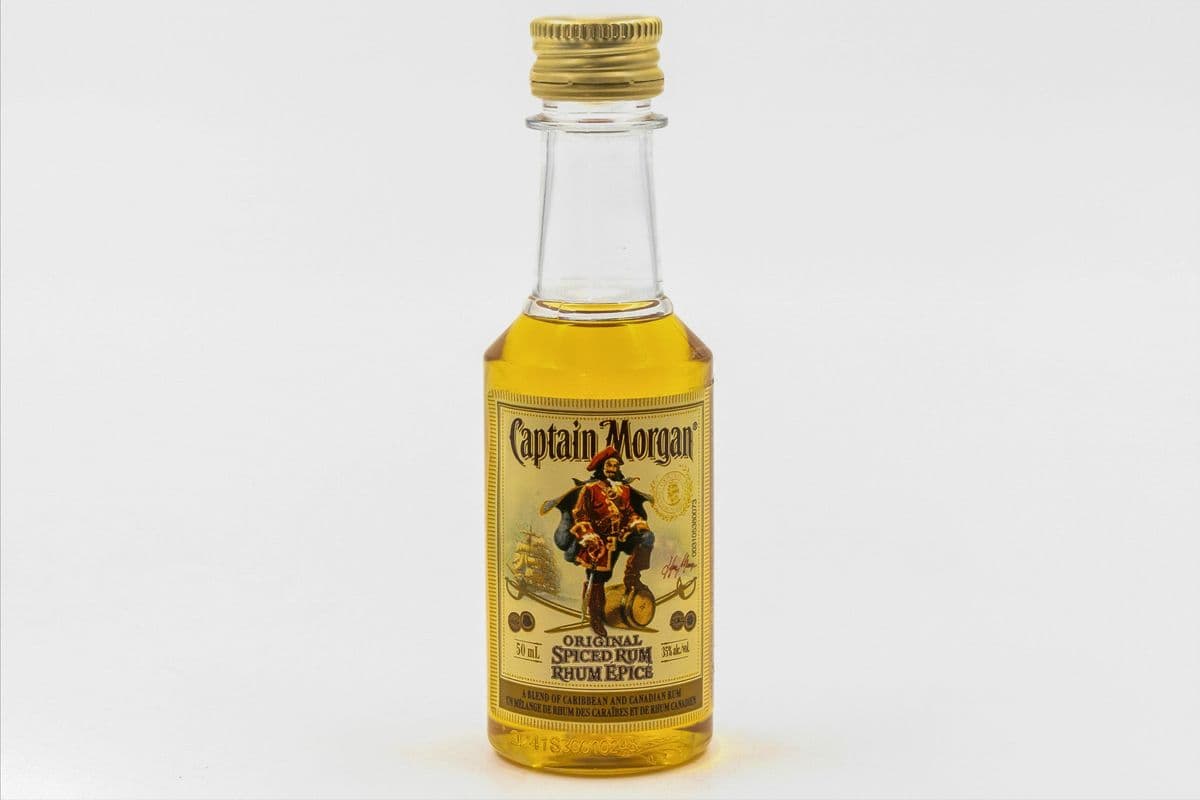 CAPTAIN MORGAN SPICED (1 x 50ML)
