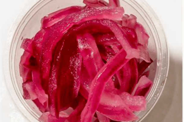 Oignons Rouges Marinés / Pickled Red Onions