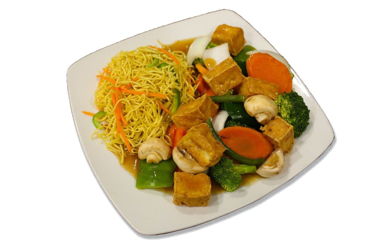 18. Sauteed Fresh Vegetables with Tofu (Rau Xao Tofu)