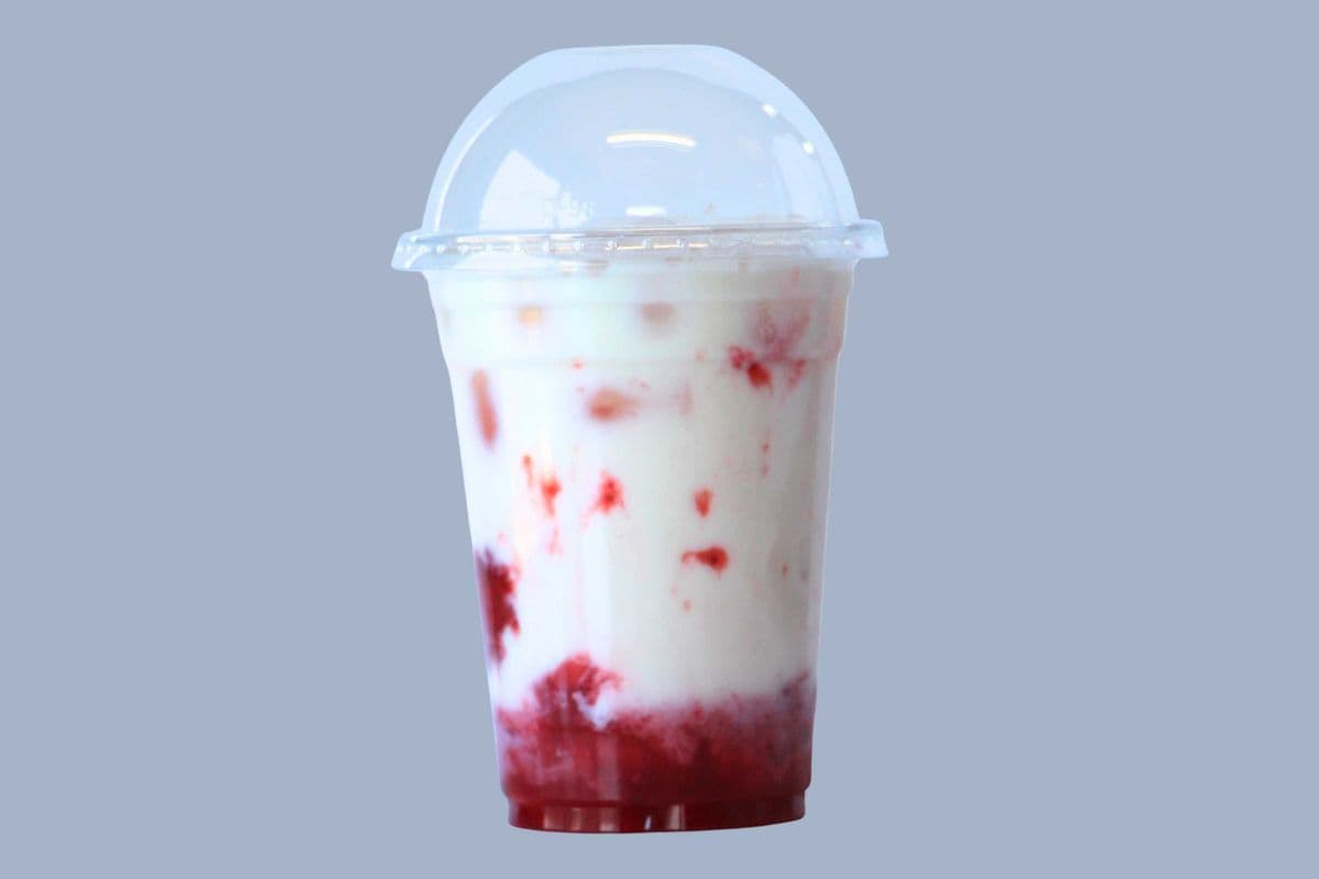 Iced Strawberry Latte - Korean Style Chung (M)
