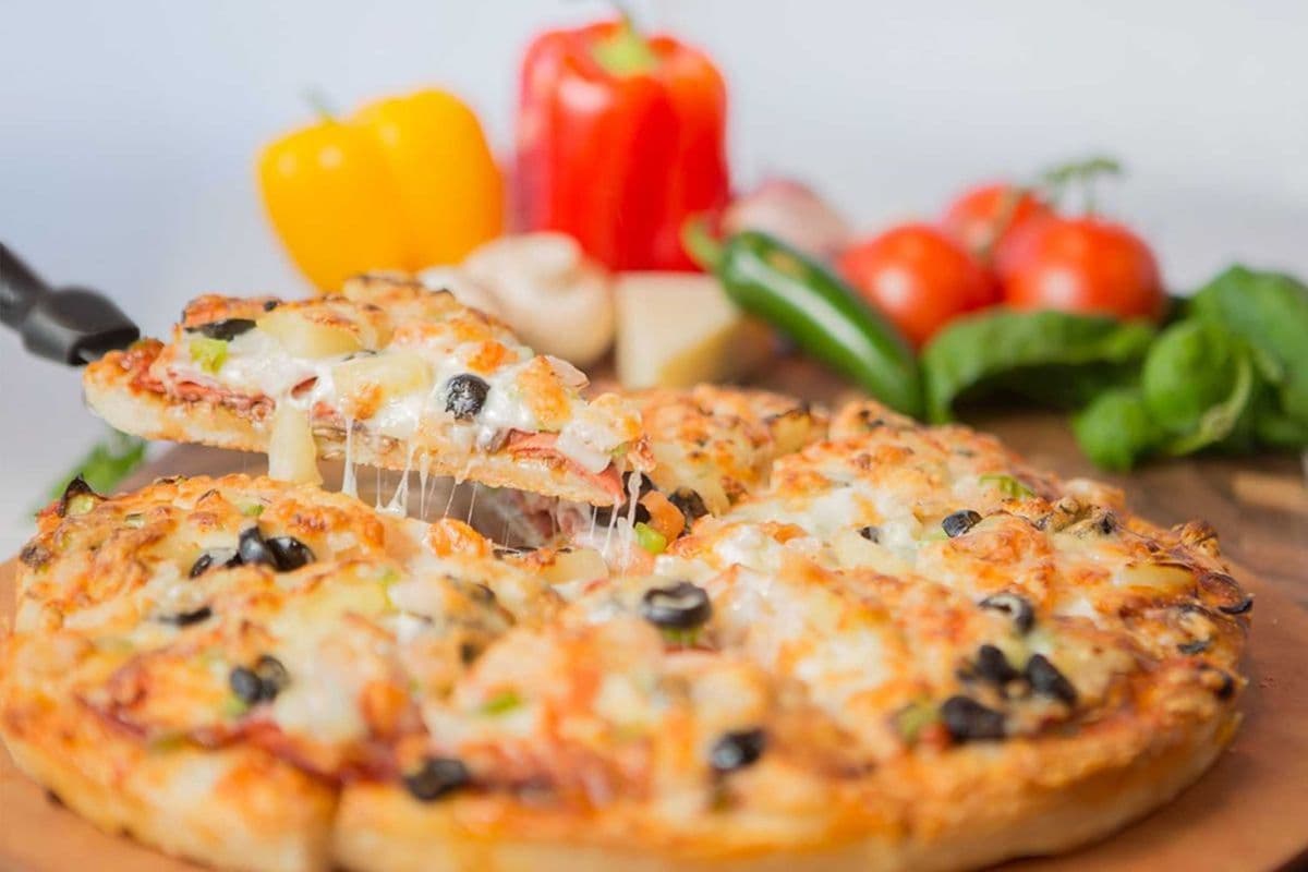Large Mad Rose Special Pizza
