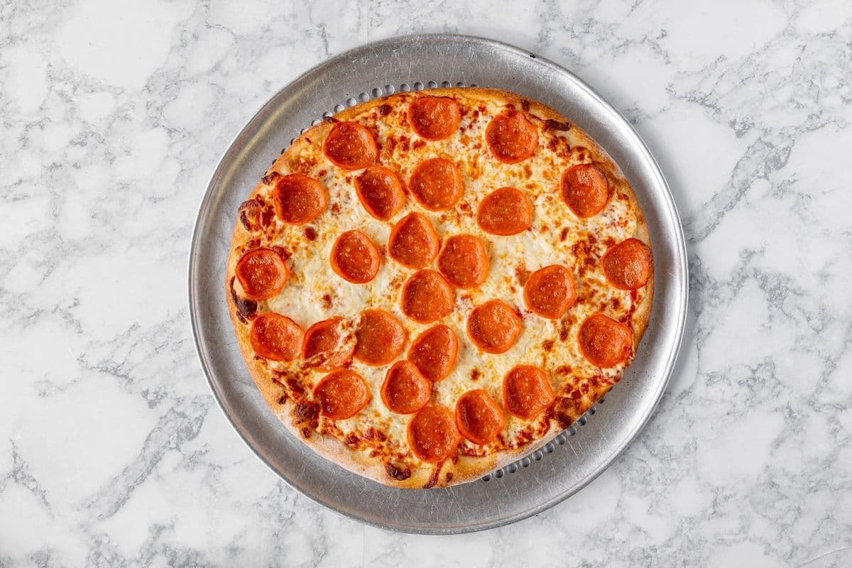 Medium Pepperoni