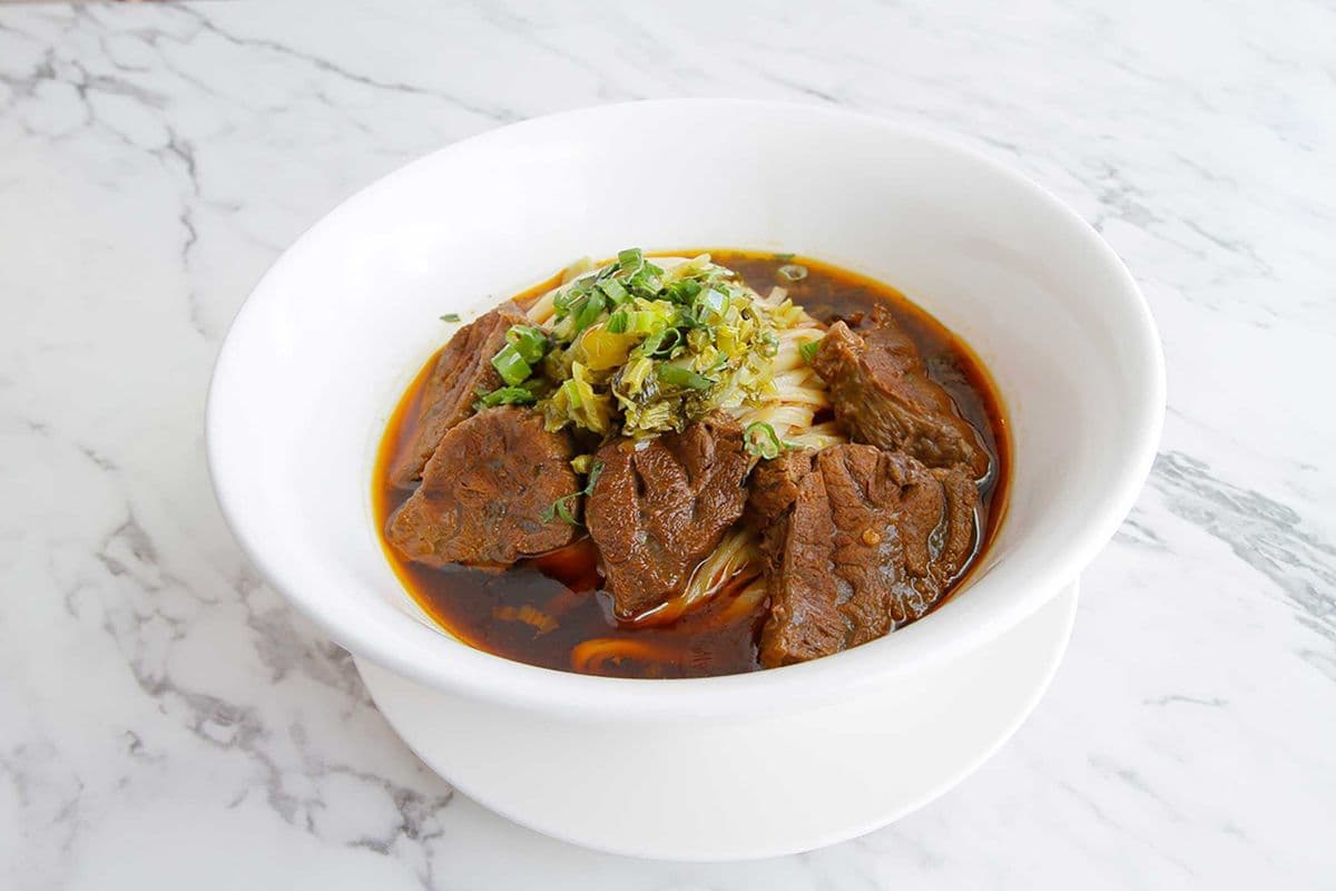 Braised Beef Noodle Soup 紅燒牛肉麵